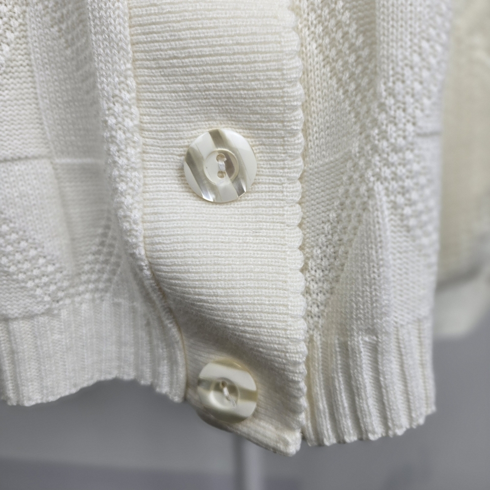 Michell Robin Vintage Cream Button-Down Knit Sweater with Scalloped Edges Sz M - Picture 8 of 9